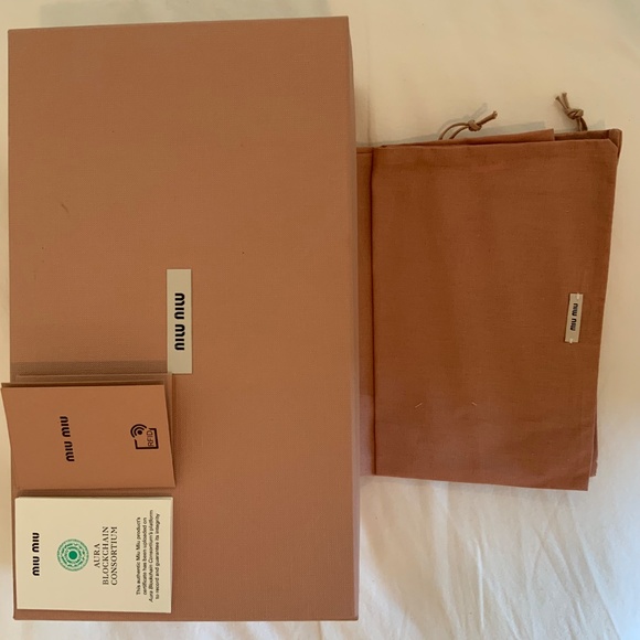 Miu Miu faded unlined suede loafers - Picture 7 of 9